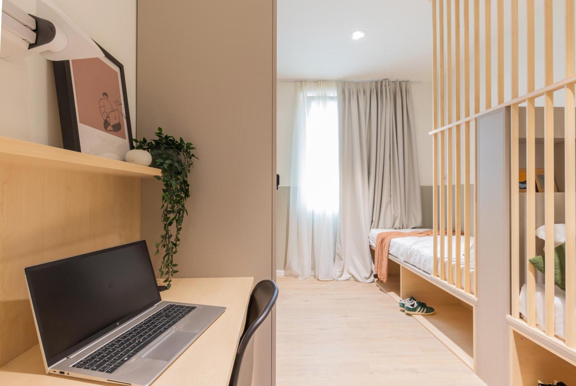 Well-Located Campus Rooms Near City Park ミラノ エクステリア 写真