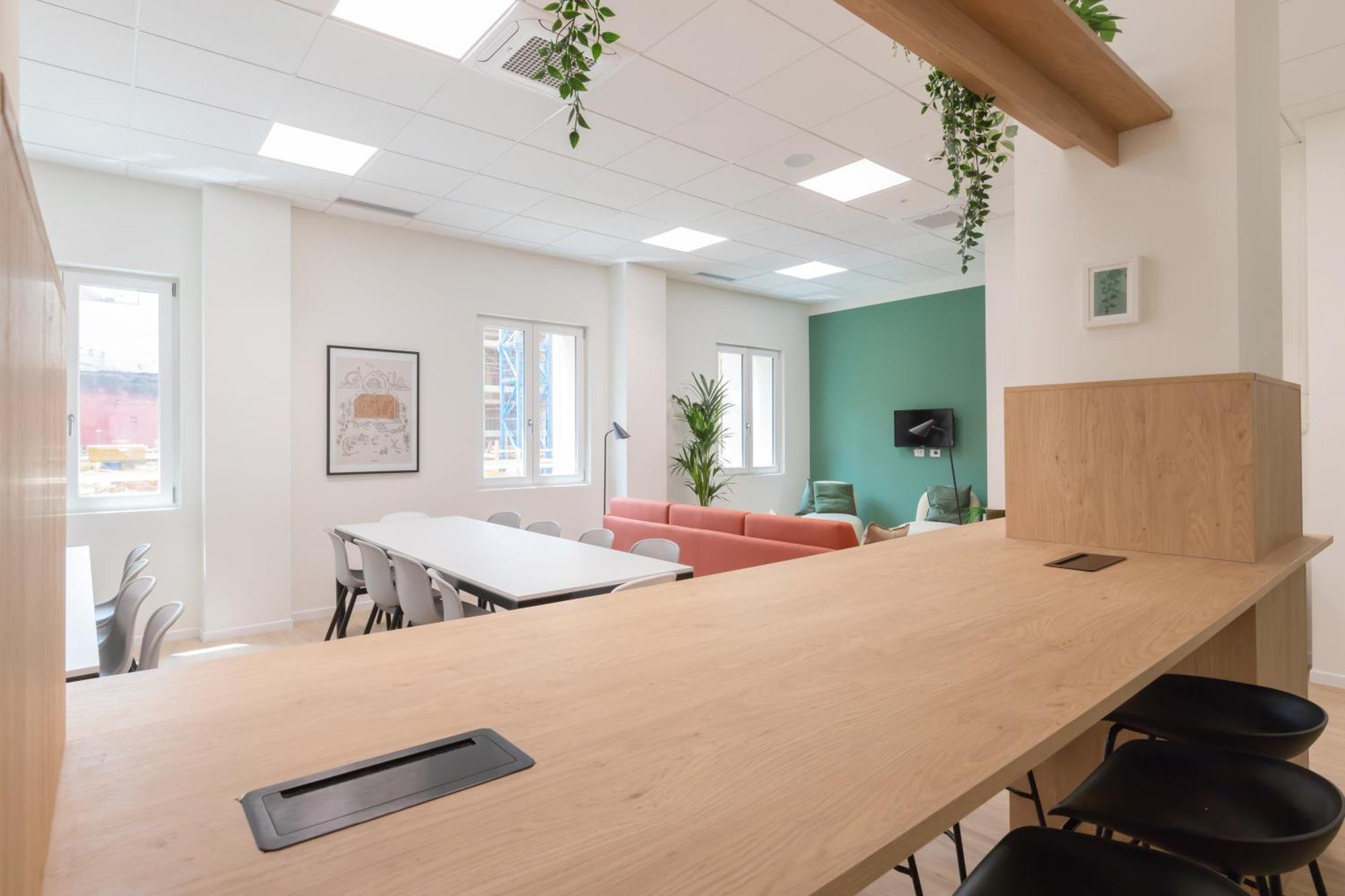 Well-Located Campus Rooms Near City Park ミラノ エクステリア 写真