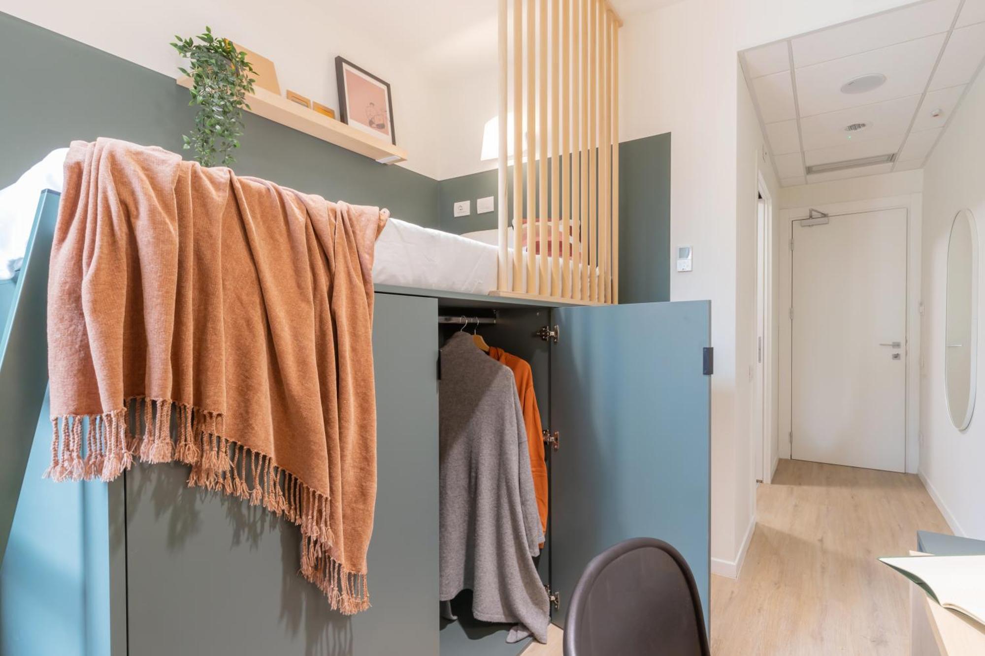 Well-Located Campus Rooms Near City Park ミラノ エクステリア 写真