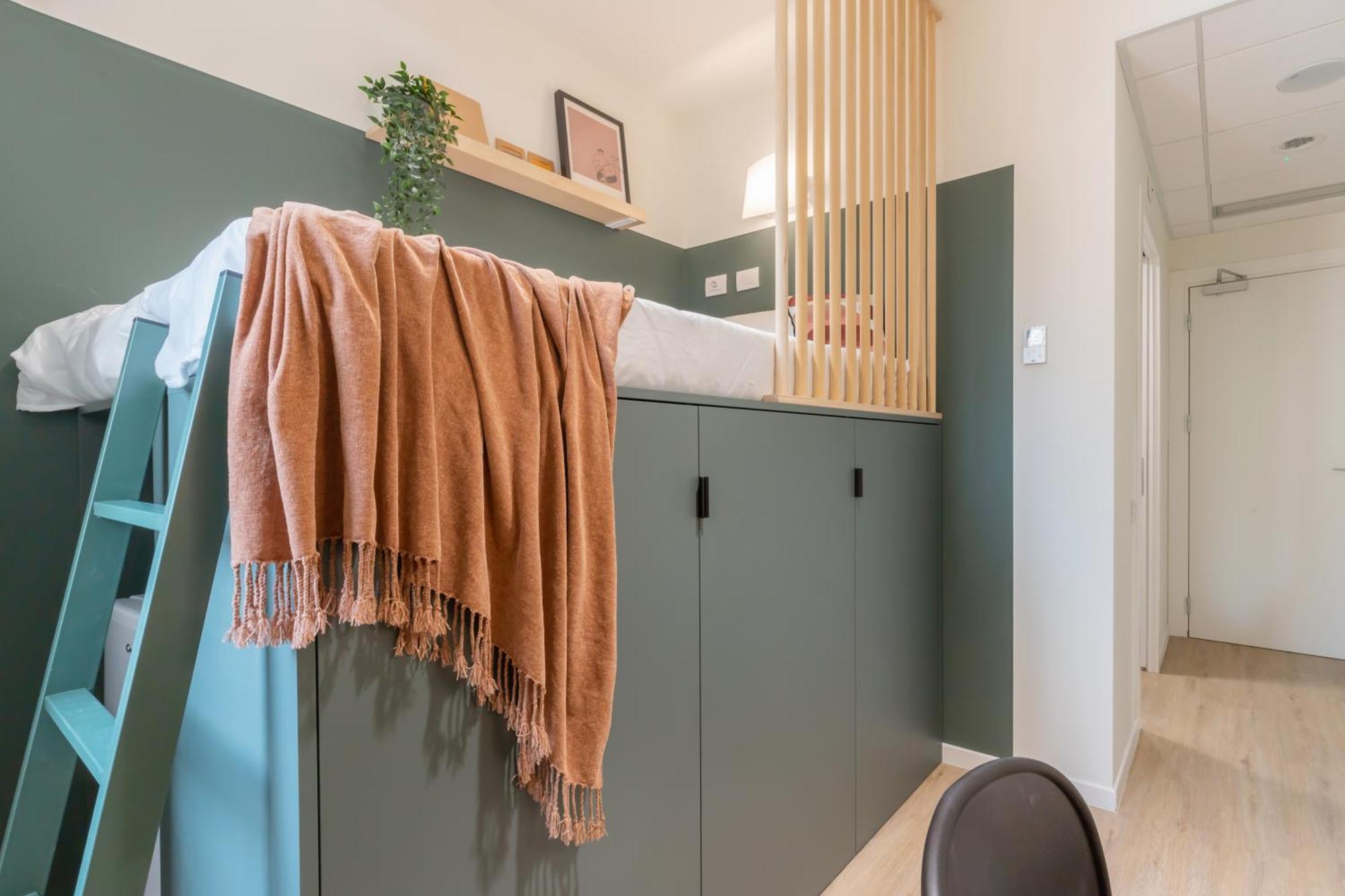 Well-Located Campus Rooms Near City Park ミラノ エクステリア 写真